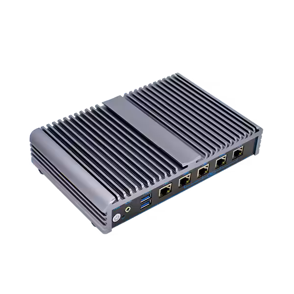 PC industriale con POE-IC06-i3-5L