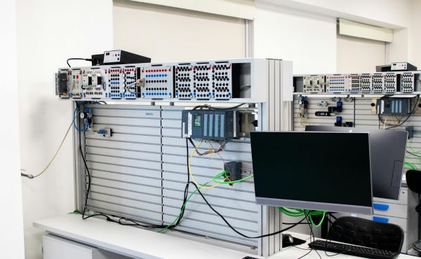 Industrial IoT & Edge Computing